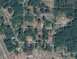 Land next to the address 319 Gasaway Loop, Hattiesburg, Mississippi, 39401