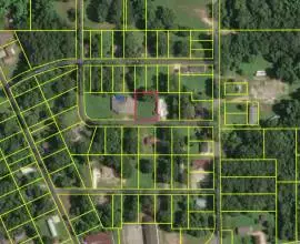 Land next to the address 319 Gasaway Loop, Hattiesburg, Mississippi, 39401